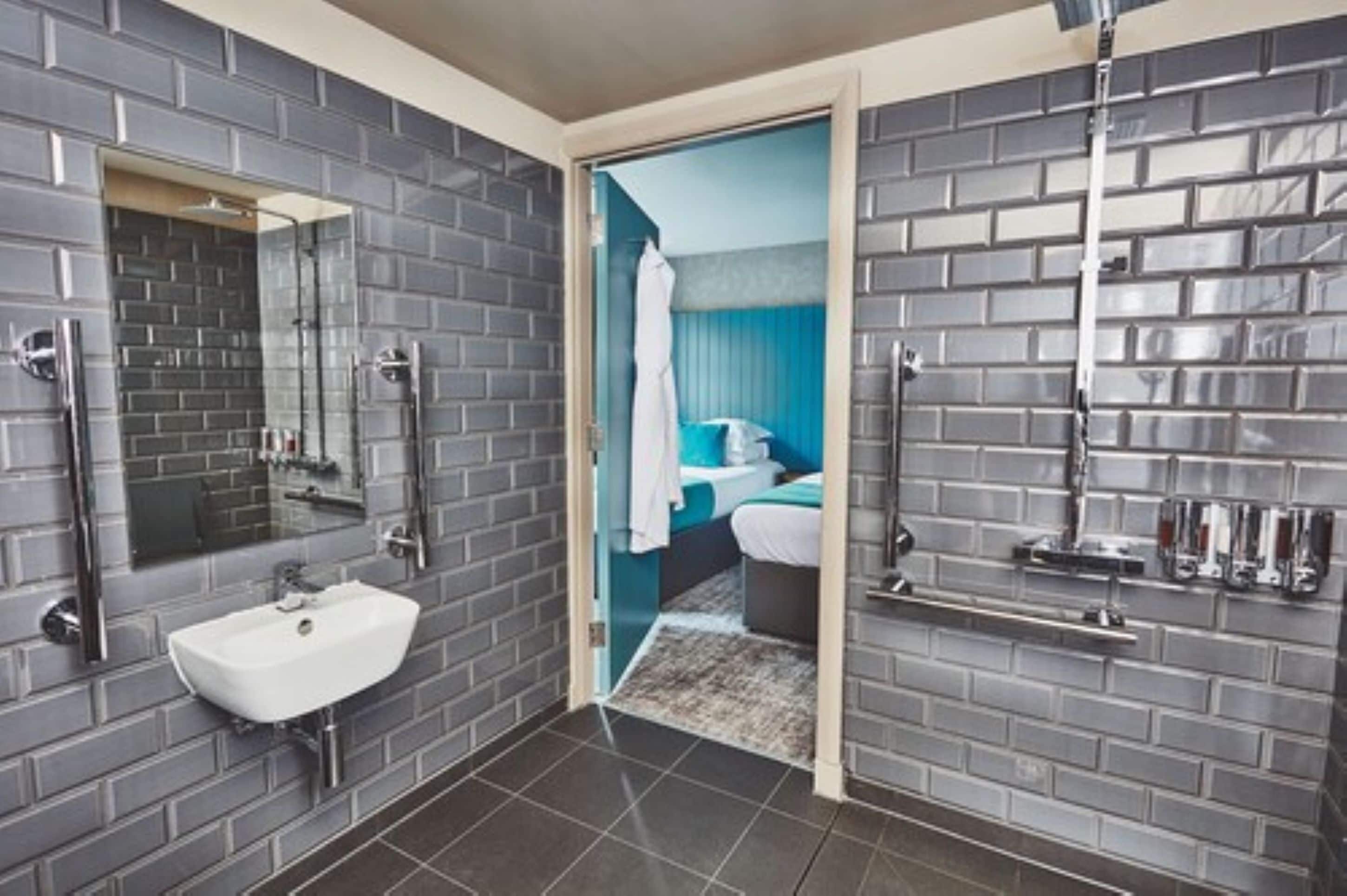 1 bedroom, soundproofing, free wifi, bed sheets