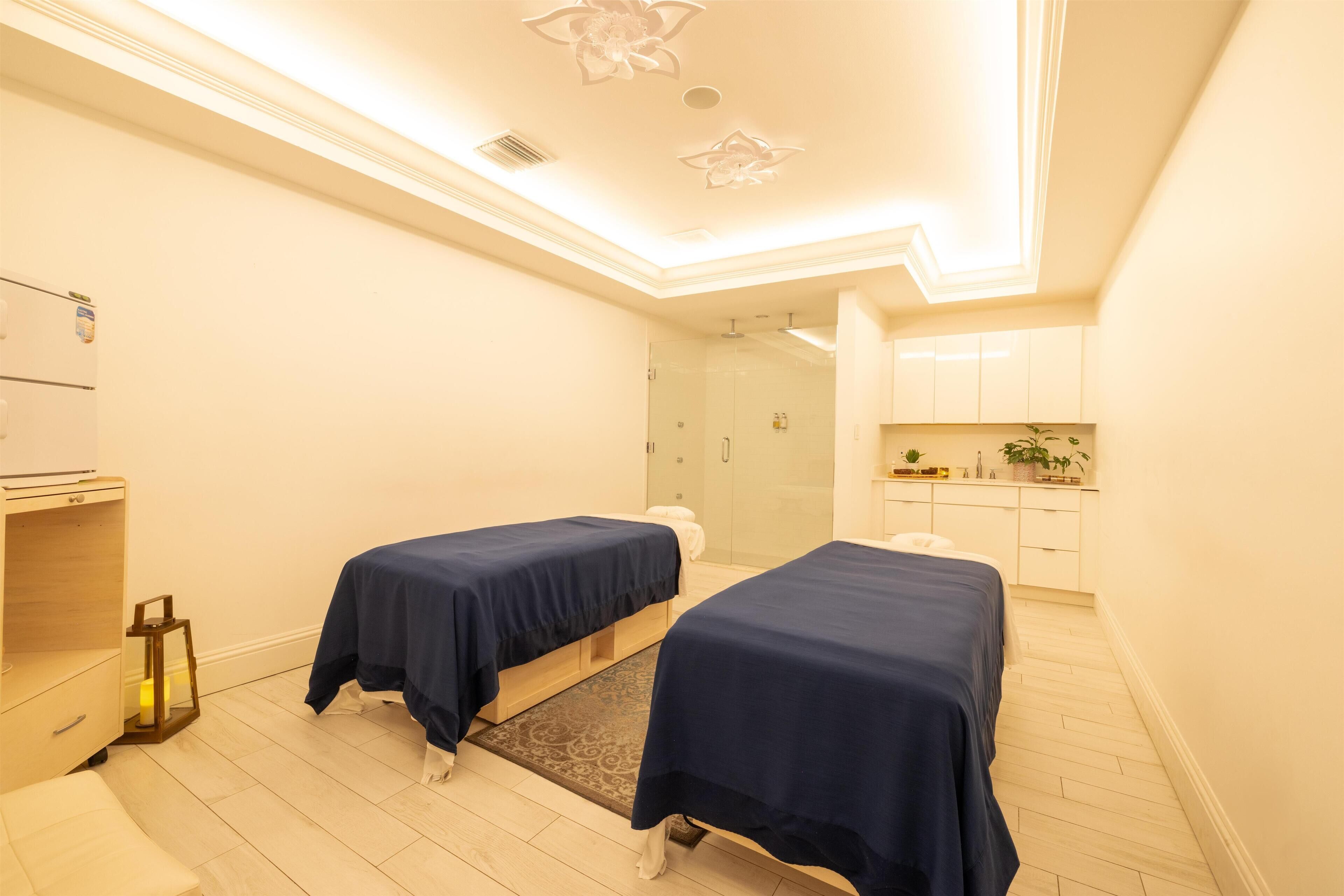 Couples treatment room(s), body treatments, aromatherapy