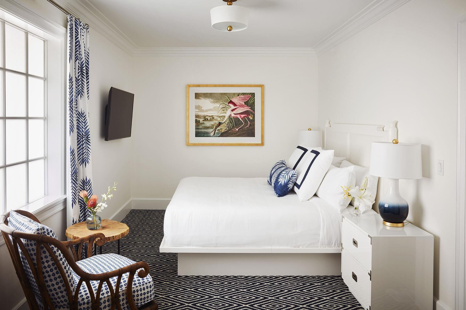 Premium bedding, in-room safe, desk, laptop workspace