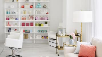 Couples treatment room(s), body treatments, aromatherapy