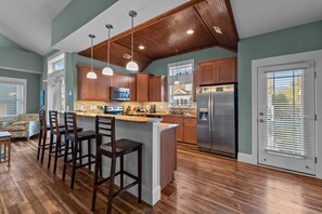 Fridge, microwave, oven, stovetop - Shoes on the Beach at Beacon Villas 4 Bedroom Townhouse, Trolley Service to Beach Access (Corolla)