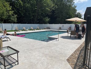 Piscina externa, piscina aquecida