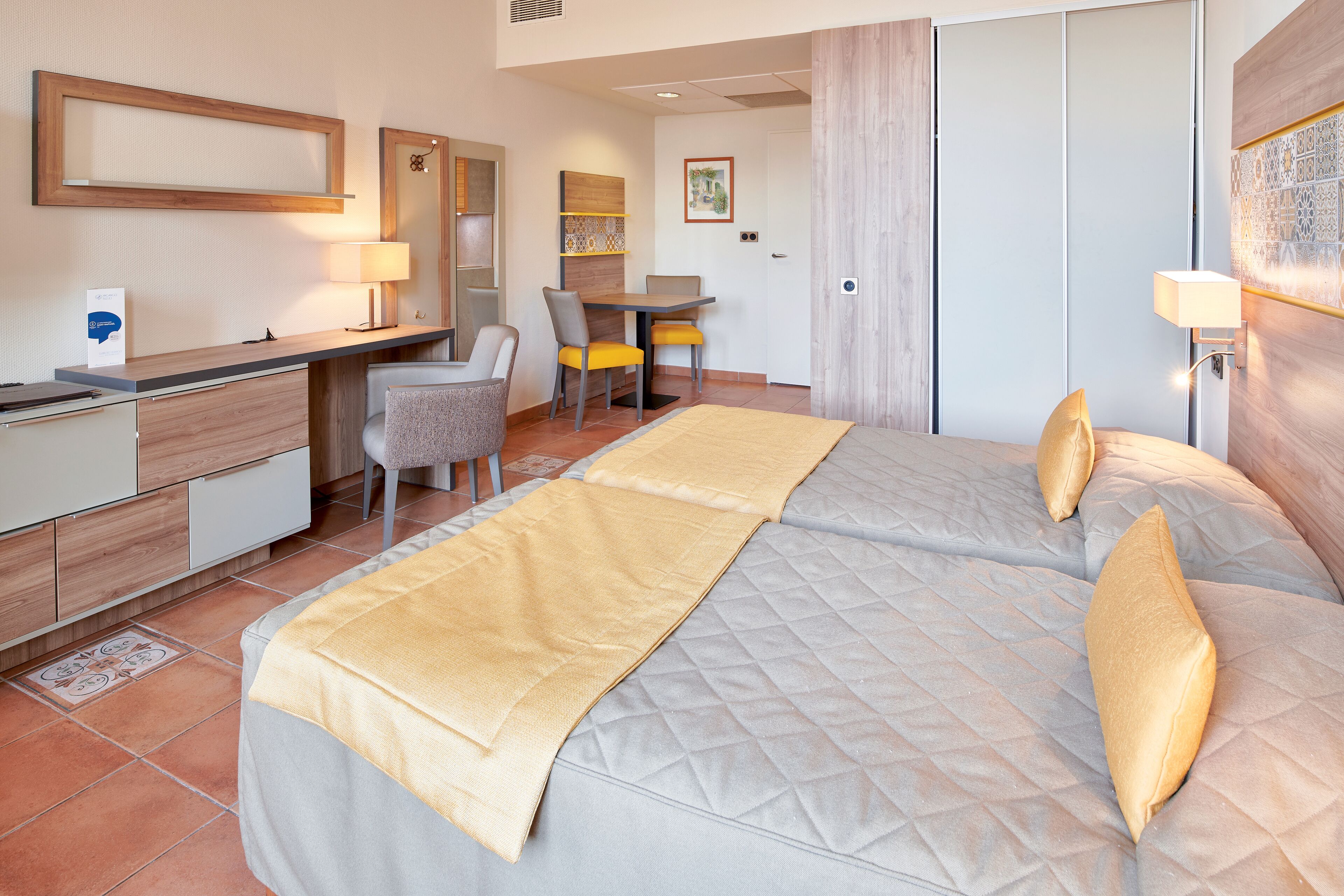 아파트, 해변 전망 (4 persons) | 객실 내 금고, 각각 다른 스타일의 인테리어, 각각 다르게 가구 비치, 방음 설비