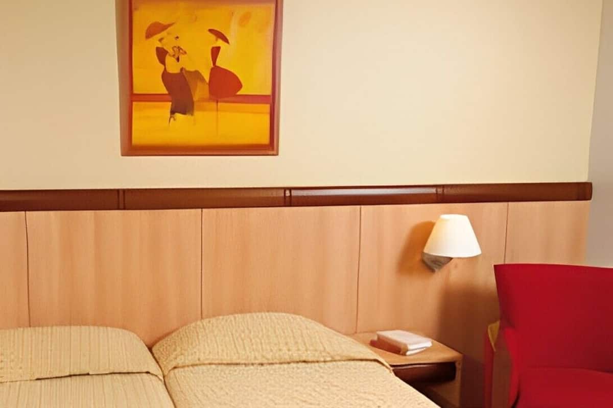 In-room safe, soundproofing, iron/ironing board (on request)