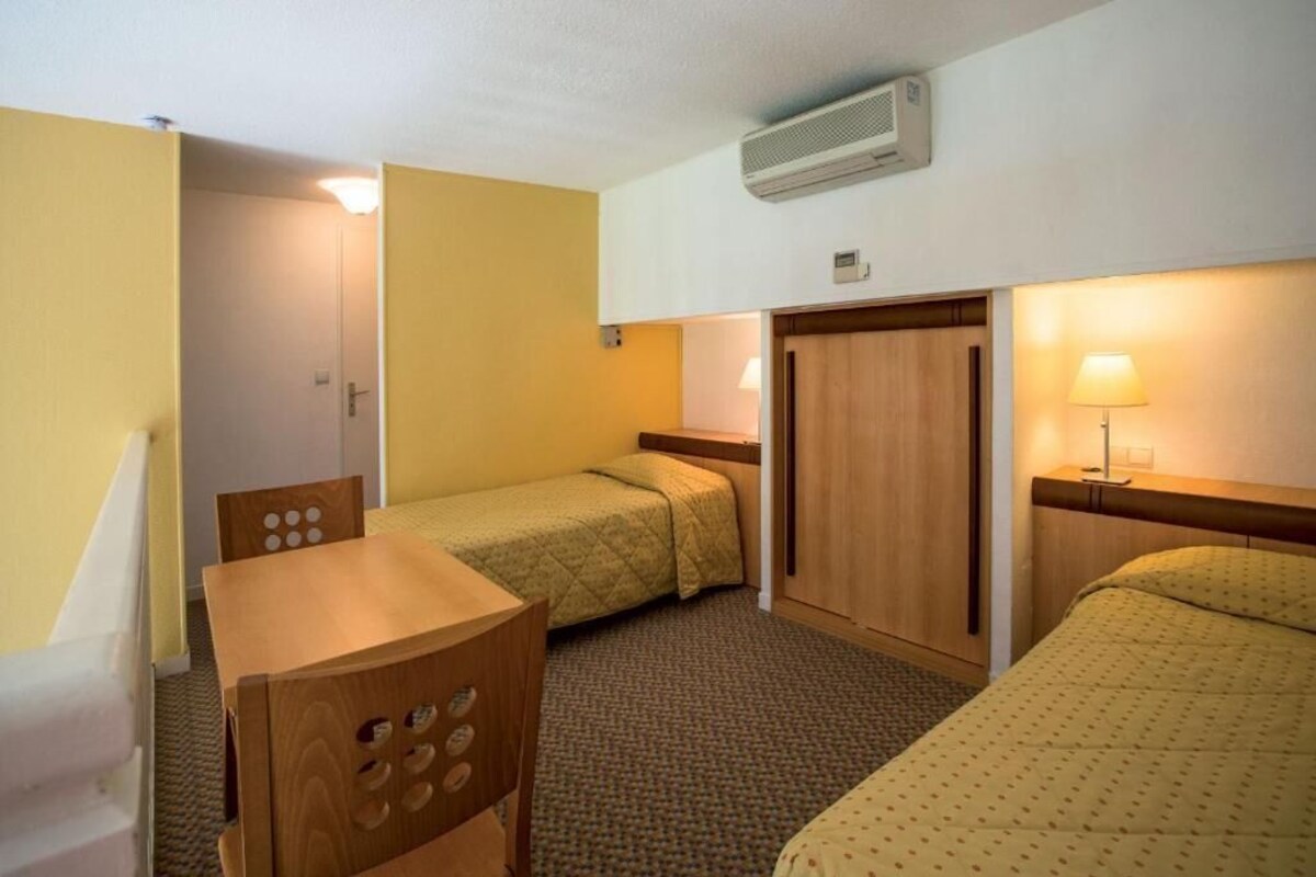 In-room safe, soundproofing, iron/ironing board (on request)