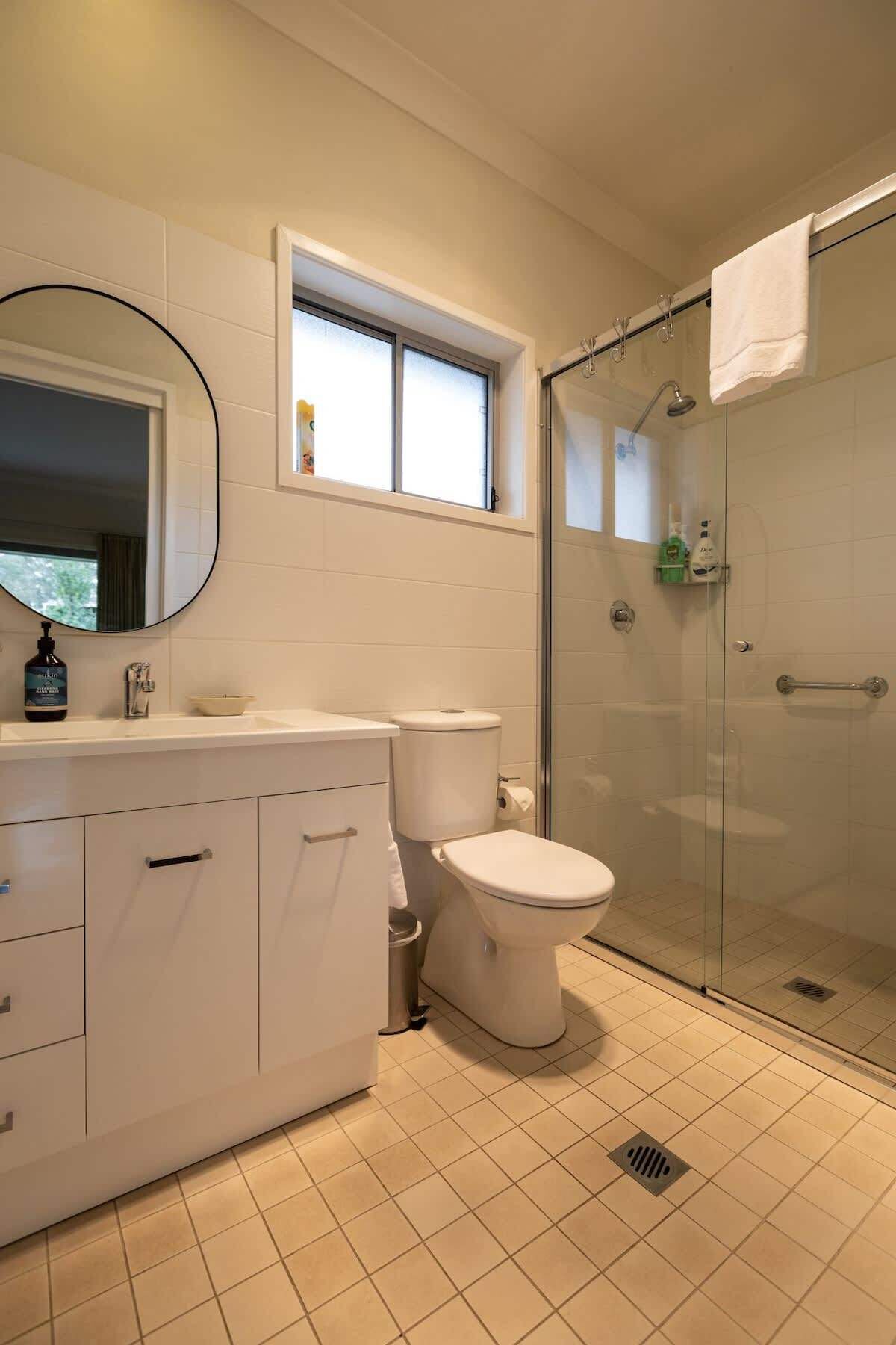 Shower, hair dryer, shampoo