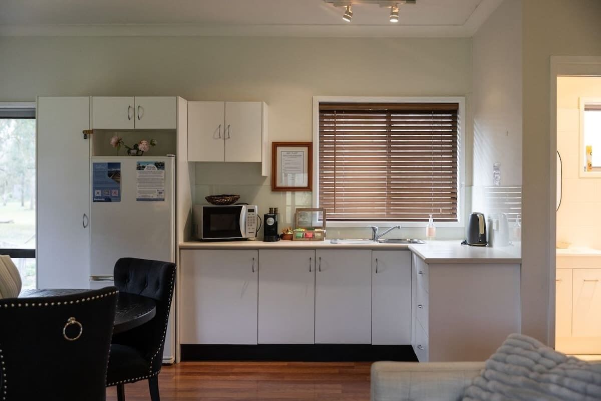 Coffee/tea maker, fridge, microwave, toaster