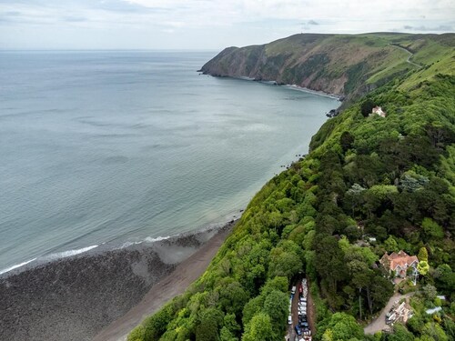 2 Bed in Lynmouth (oc-foxcot)