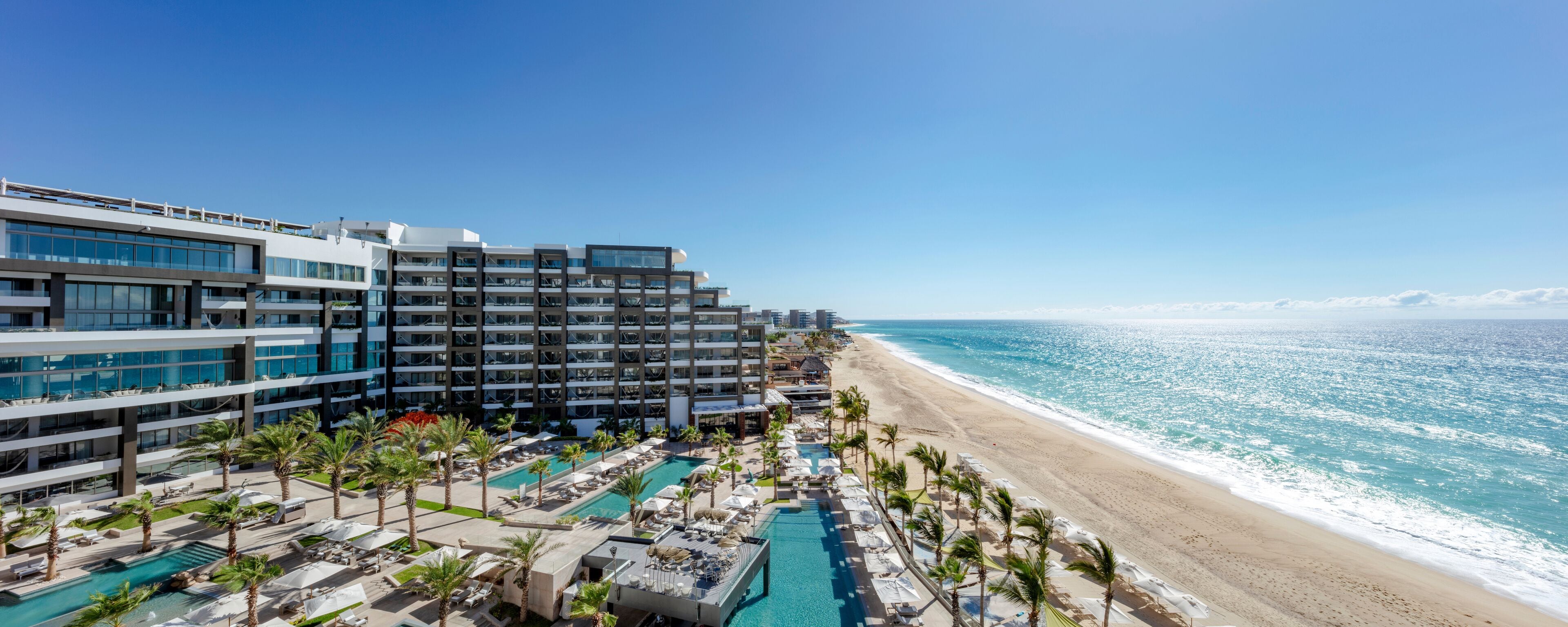 4 Bedroom Suite Ocean Front | Vista a la playa o el mar