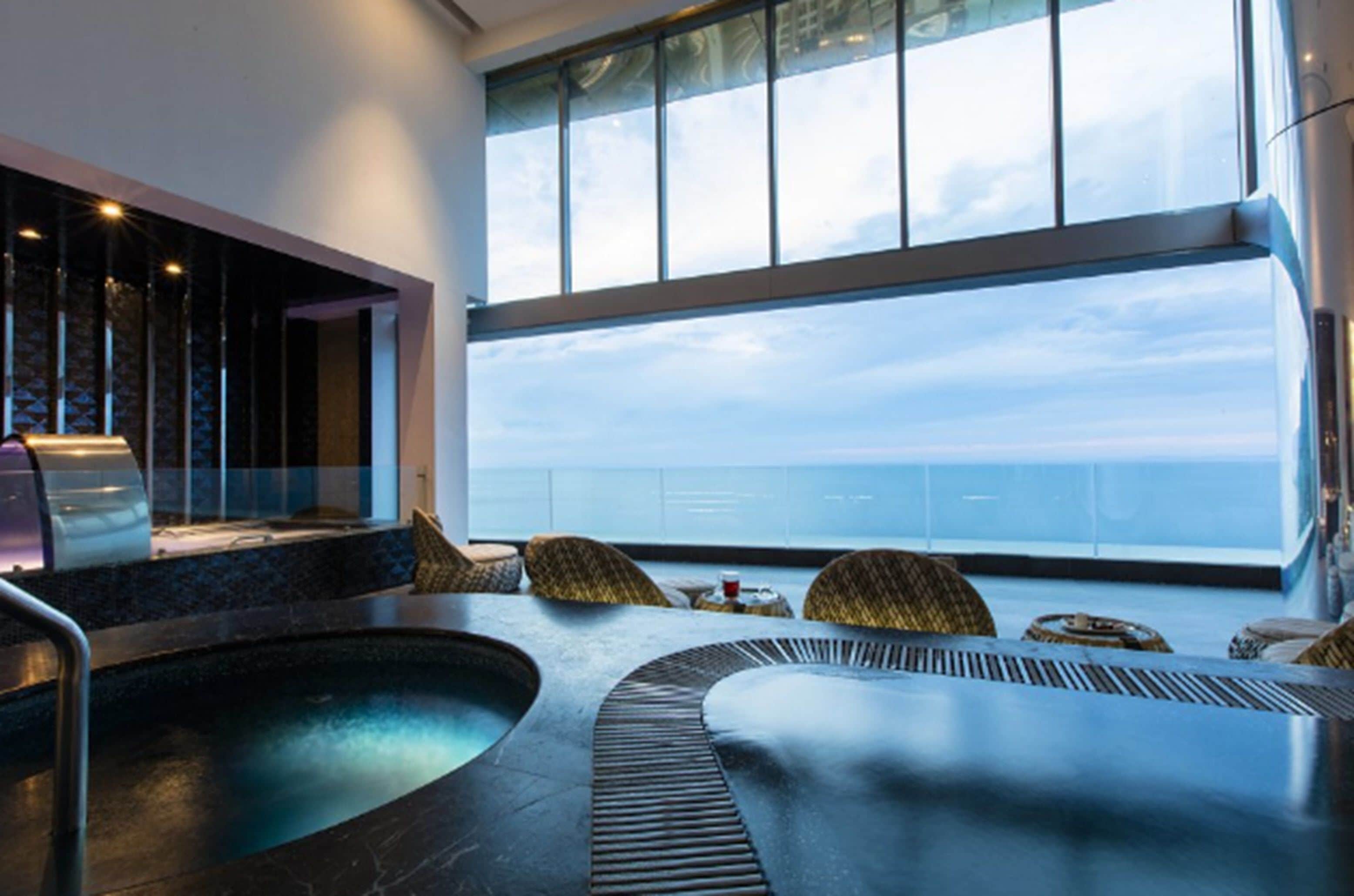 Sauna, poreallas, höyrysauna, vartalohoitoja, hydroterapiaa