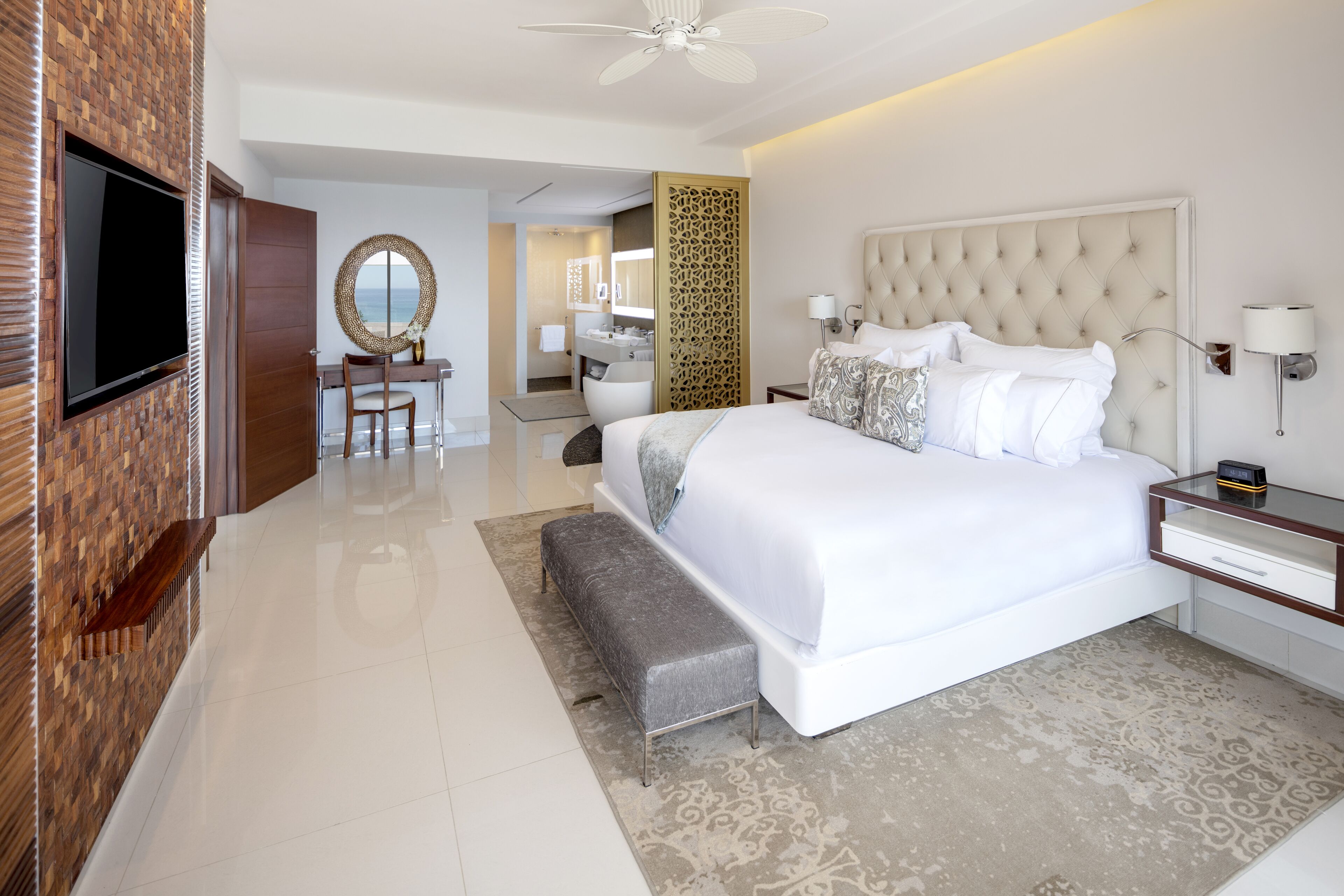 4 Bedroom Loft, Ocean View | 高档床上用品  、迷你吧、客房内保险箱、办公桌