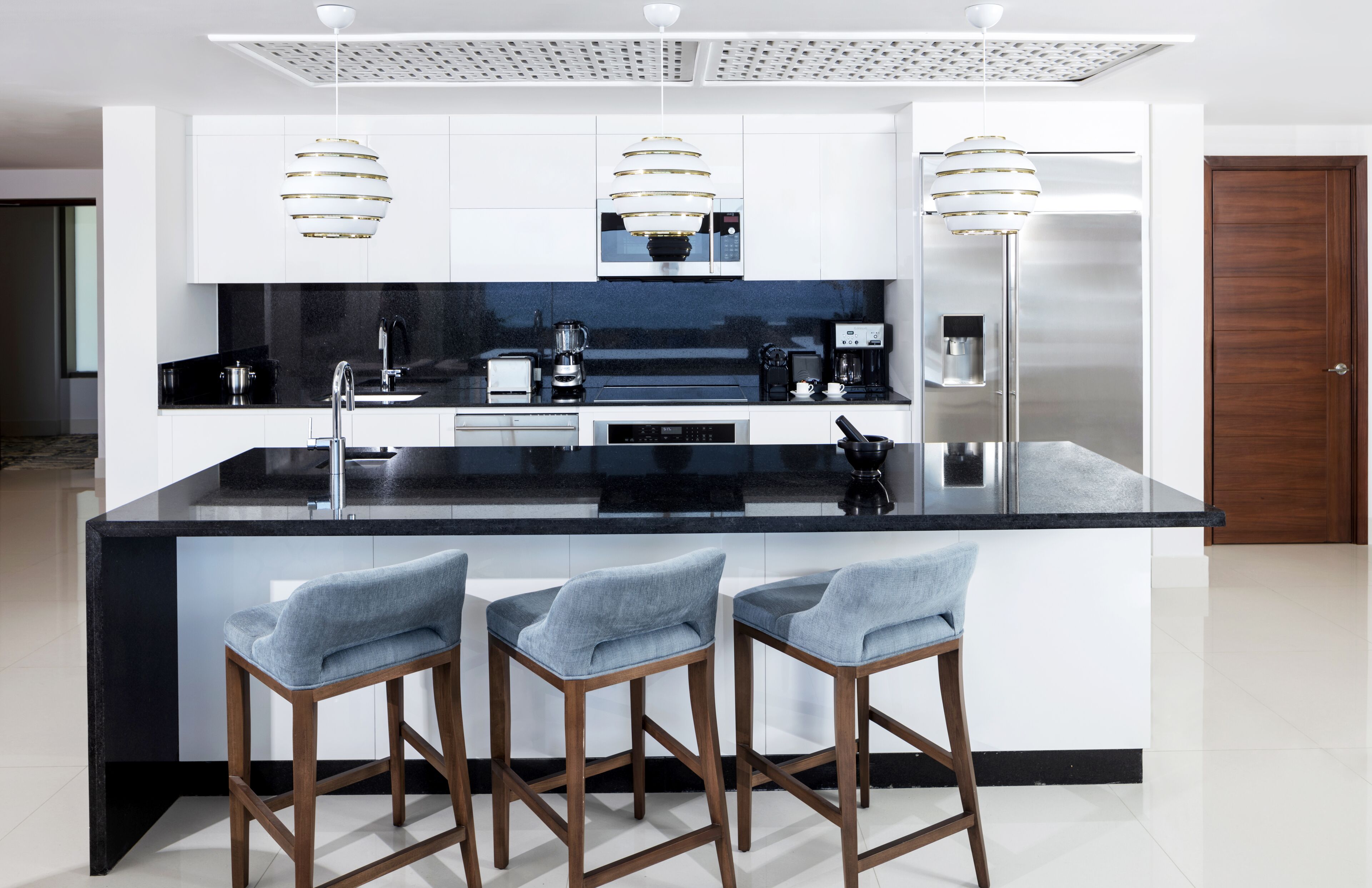 4 bedroom loft, ocean view | private kitchen | espresso maker, coffee/tea maker