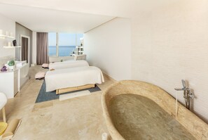 Sauna, hot tub, steam room, body treatments, hydrotherapy