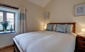 2 chambres, fer et planche à repasser, lit parapluie, Wi-Fi gratuit