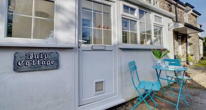 2 Bed in West Down (oc-julyco)
