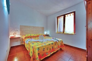 2 bedrooms
