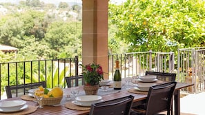Outdoor dining - Pou Bo - Beautiful villa with pool and garden in Campanet (Campanet)