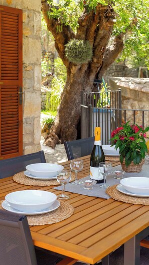 Outdoor dining - Pou Bo - Beautiful villa with pool and garden in Campanet (Campanet)