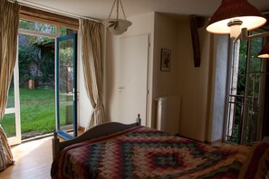 3 chambres, fer et planche à repasser, lit parapluie, Wi-Fi gratuit