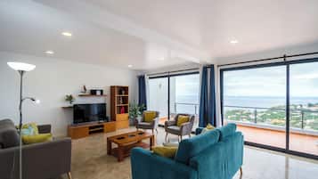 Smart TV, reproductor de DVD y estéreo