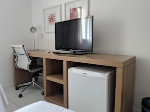 1 Schlafzimmer, Allergikerbettwaren, Zimmersafe, Schreibtisch