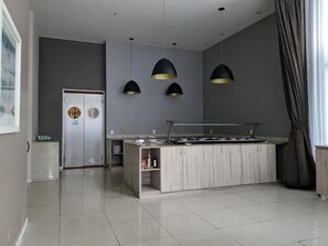 Microwave, cookware/dishes/utensils - Apart Hotel Verano Stay Barra da Tijuca (Rio de Janeiro)