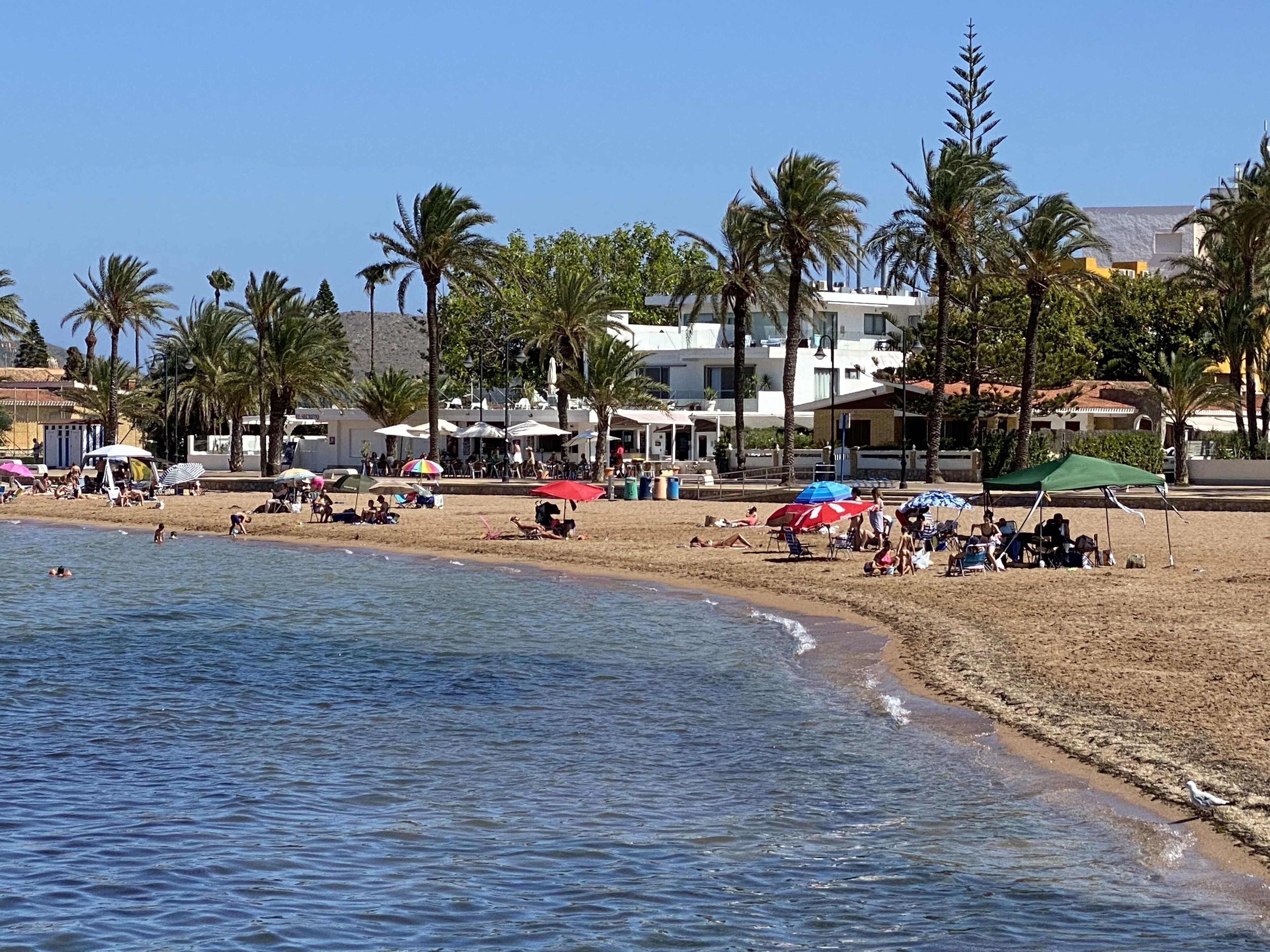 Beach nearby, beach towels