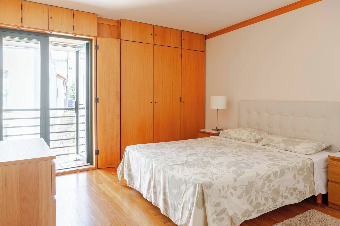 2 bedrooms, soundproofing, iron/ironing board, free WiFi