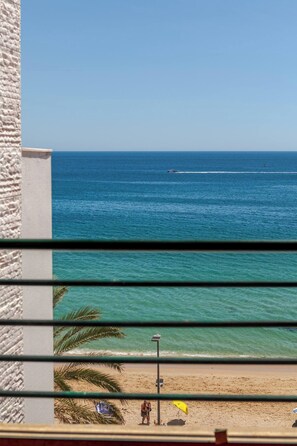 Accommodatie ligt op het strand