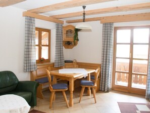 Dining - Ferienwohnung II, 40 qm (Rottau)