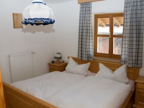 1 chambre, accès Internet, draps fournis