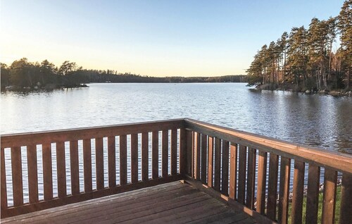 Cozy home in Vena with house sea view