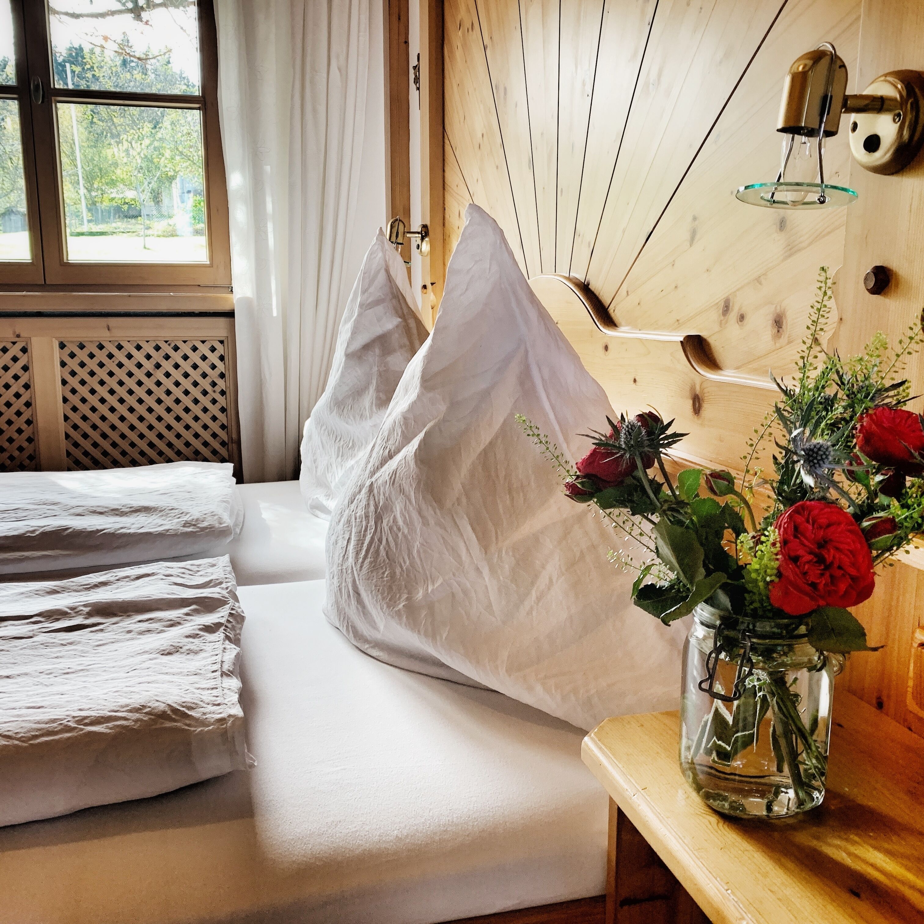 2 bedrooms, Internet, bed sheets, wheelchair access