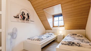 3 Schlafzimmer, Bügeleisen/Bügelbrett, kostenloses WLAN, Bettwäsche