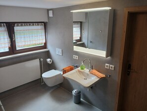 Unclassified image, 2 of 36, button - Apartment Easy - Apartment Easy (Heiligenstadt i.OFr)