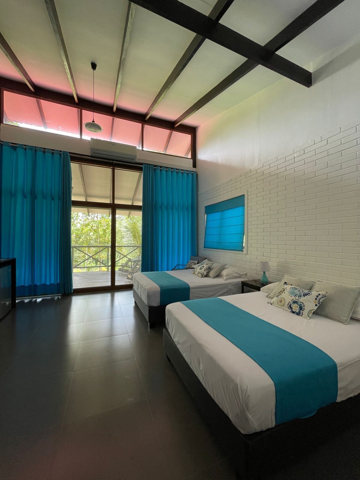 Bungalow, Garden View (Doble) | 1 bedroom, minibar, desk, free WiFi