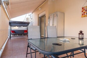 Apartment | Terrace/patio