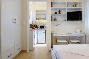 Room - Lovely Petit Studio in Athens (Athens)