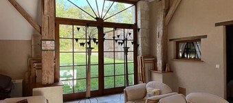 Charming cottage12p, 6r,6br, pool