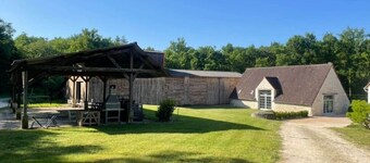 Charming cottage12p, 6r,6br, pool