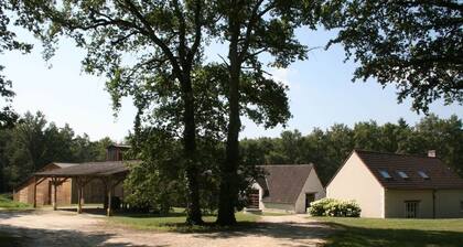 Charming cottage12p, 6r,6br, pool