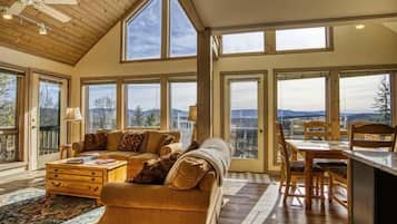 Télévision, cheminée