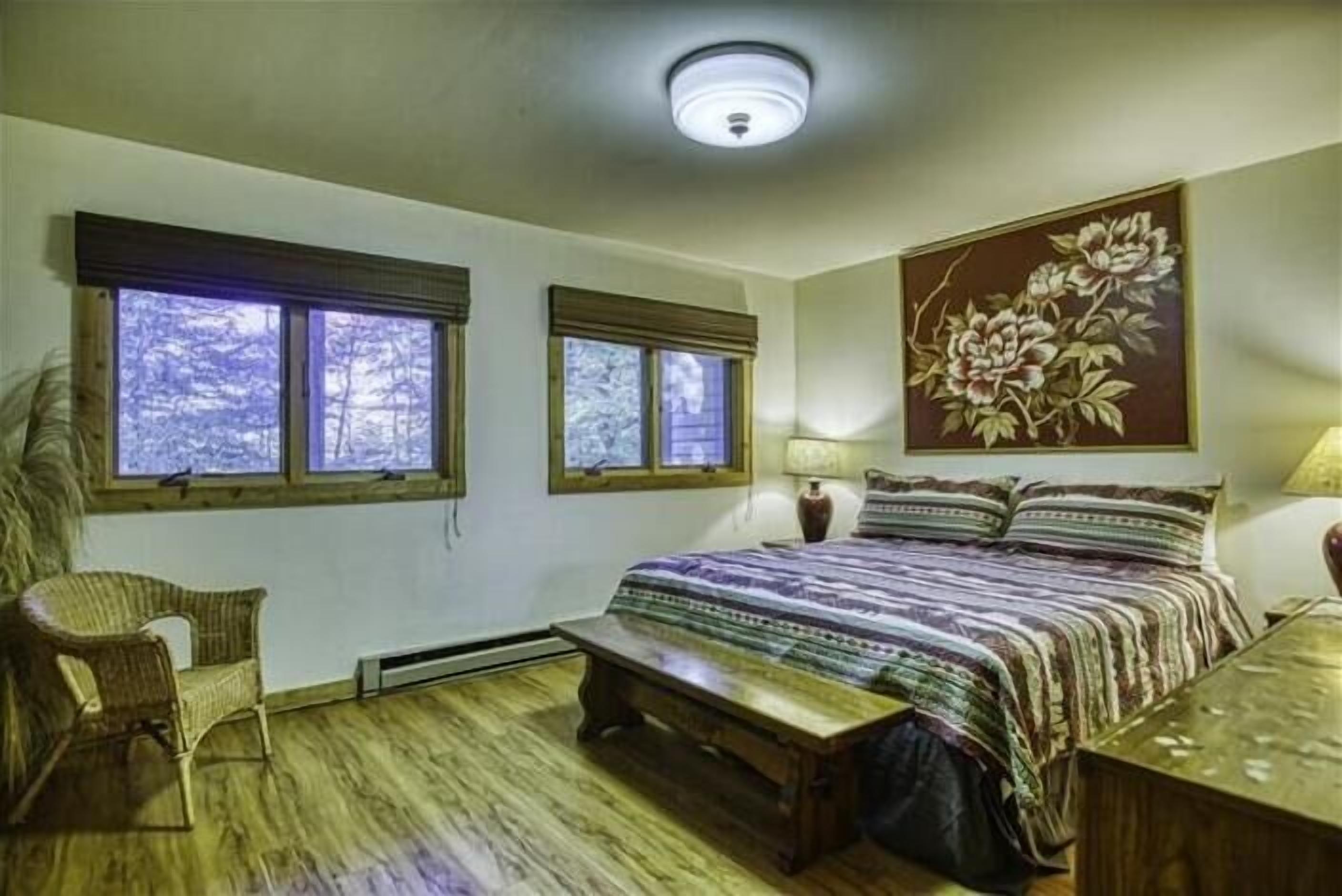 3 bedrooms, WiFi, bed sheets