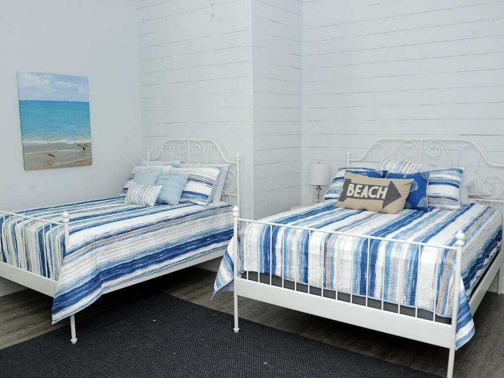 7 habitaciones, tabla de planchar con plancha y wifi gratis 