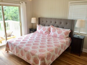 4 chambres, fer et planche à repasser, lit parapluie, Wi-Fi gratuit