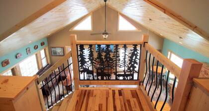 Wild Rose Road Cabin <br>2595 Wild Rose Road Fort Atkinson Ia