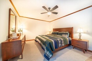 4 bedrooms, WiFi, bed sheets