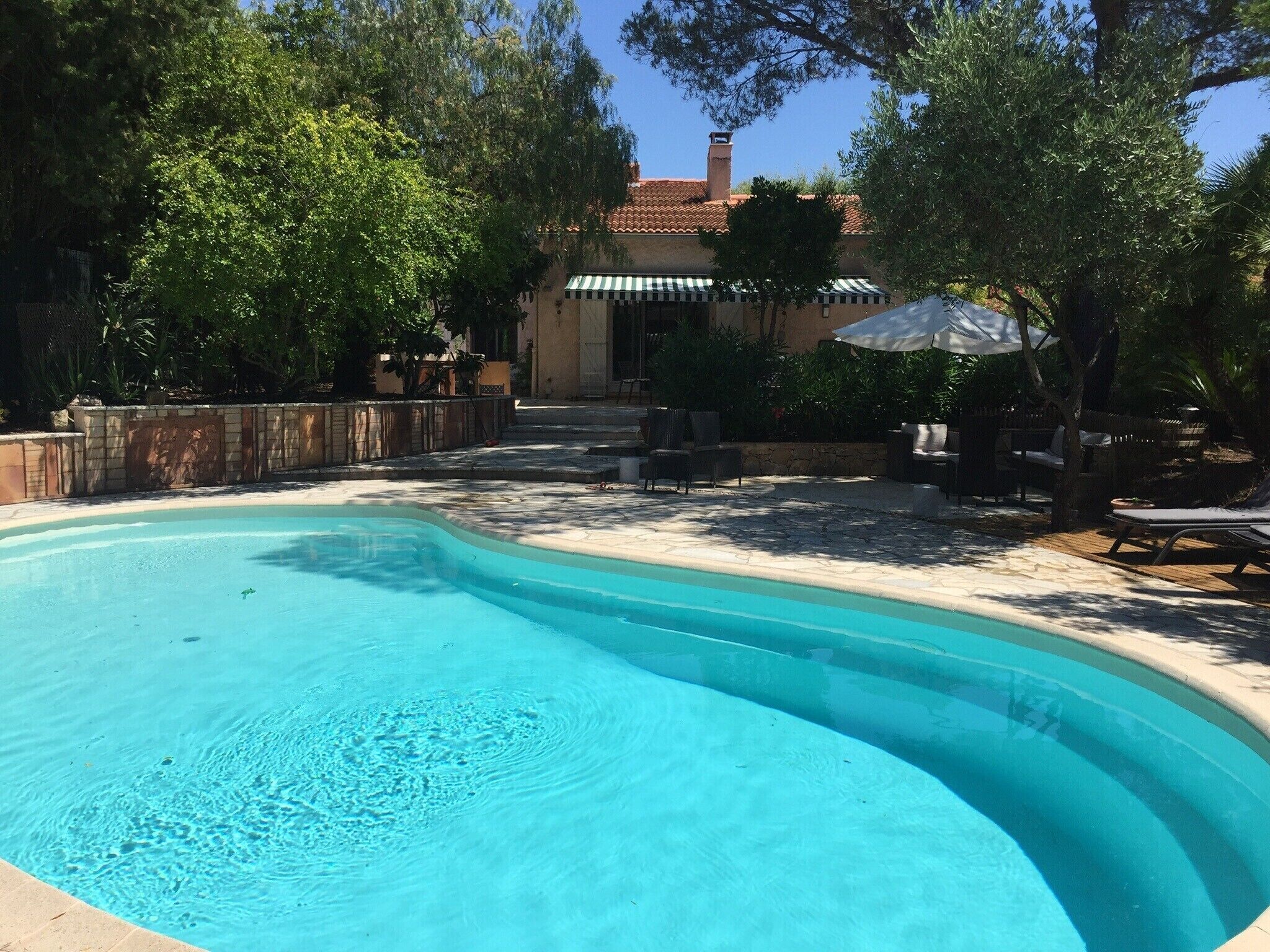 Udendørs pool