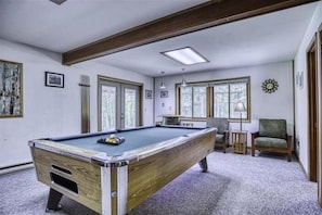 Games room - SS12-Bass, Blue Gill, and Catfish Pond! Hot Tub! Dolly Sods Access! (Davis)