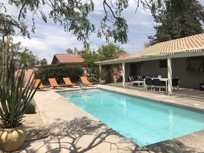 Beheizter Pool